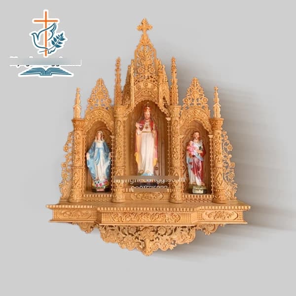Tòa gỗ Công Giáo 3 buồng 4 cột | Bàn thờ Chúa bằng gỗ pơmu cao cấp | Bàn thờ treo tường, lắp nhà khách - 1