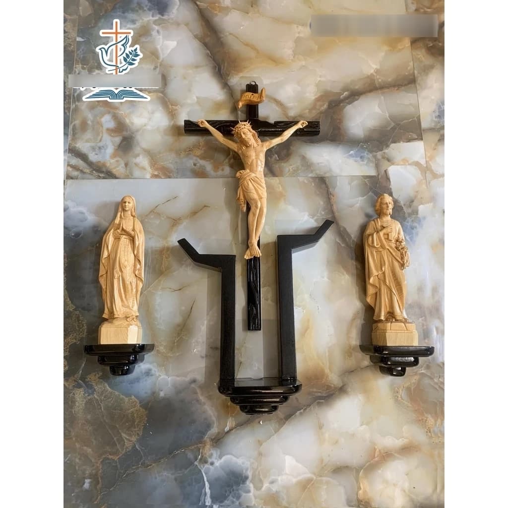 Bàn Thờ Chúa Để Tượng 30cm Phun Đen | Bàn Thờ Công Giáo Bằng Gỗ Cao Cấp | Kệ Gỗ Lắp Nhà Khách - 1