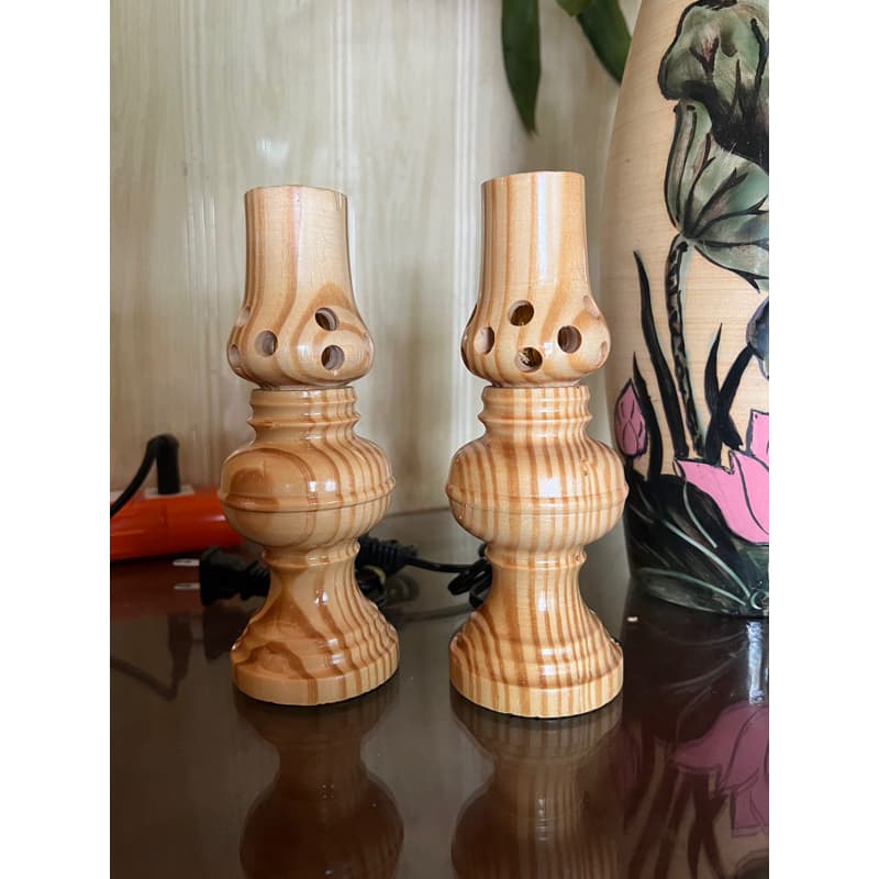 Cặp đèn thờ bằng gỗ| Đèn trang trí bàn thờ công giáo - 1